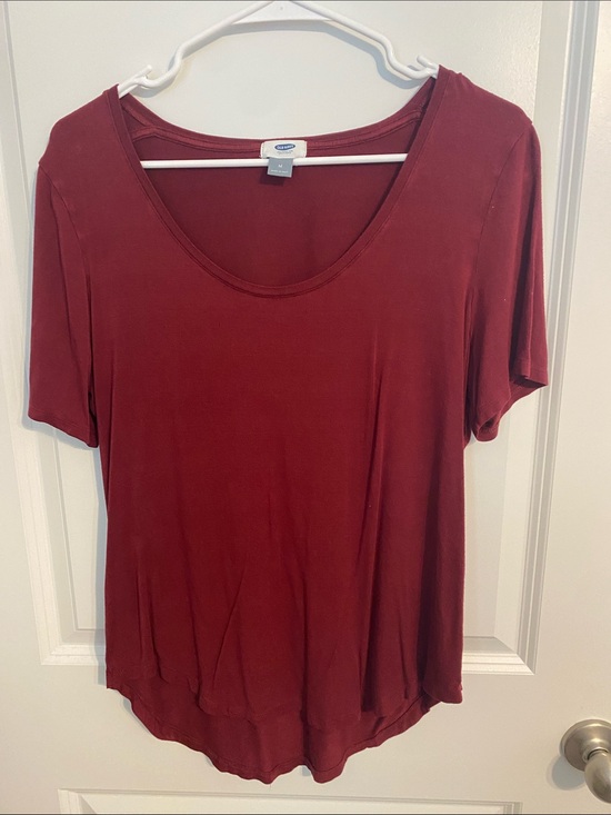 Old Navy Tops - Old Navy Women's Short Sleeve Scoop Neck Tee - Burgundy